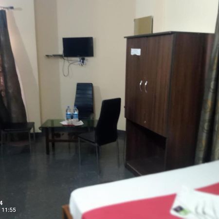 Skyline Lodge Siliguri Buitenkant foto